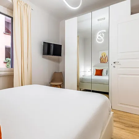 One Bedroom On Carlo Imbonati * Milão