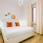 One Bedroom On Carlo Imbonati Διαμέρισμα *